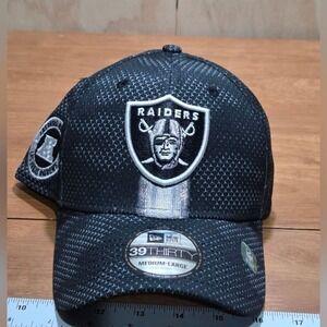 NFL‎ Las Vegas Raiders New Era Black 2024 Sideline 39THIRTY Flex Hat
